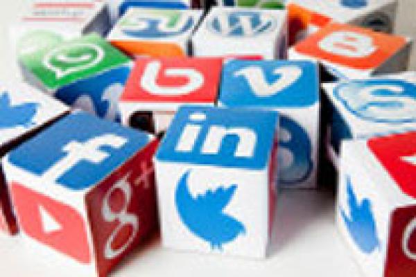 Follow us - Image